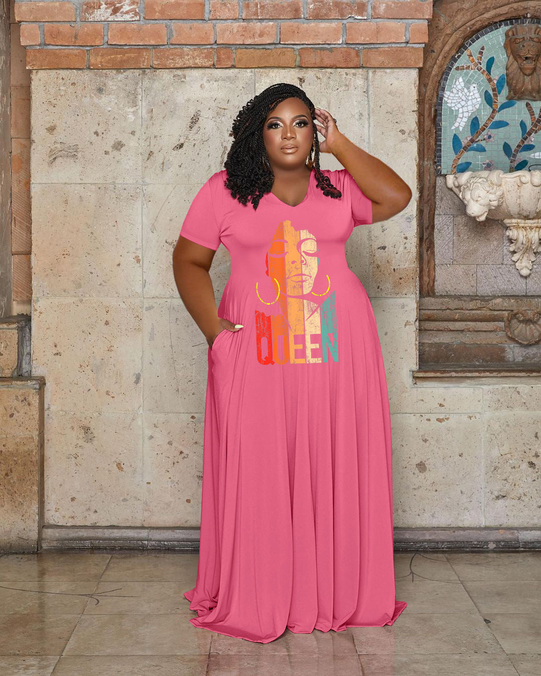 The Queen 2 Maxi with sleeves