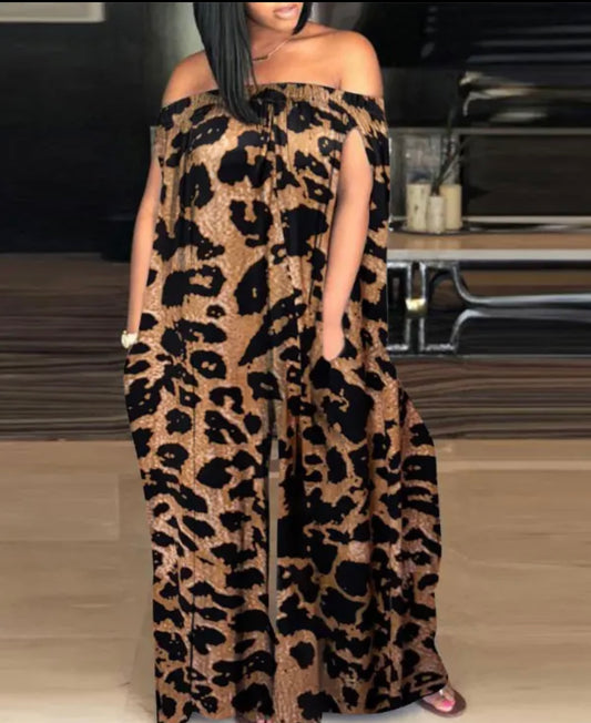 Off the shoulder Leopard Jumpsuit