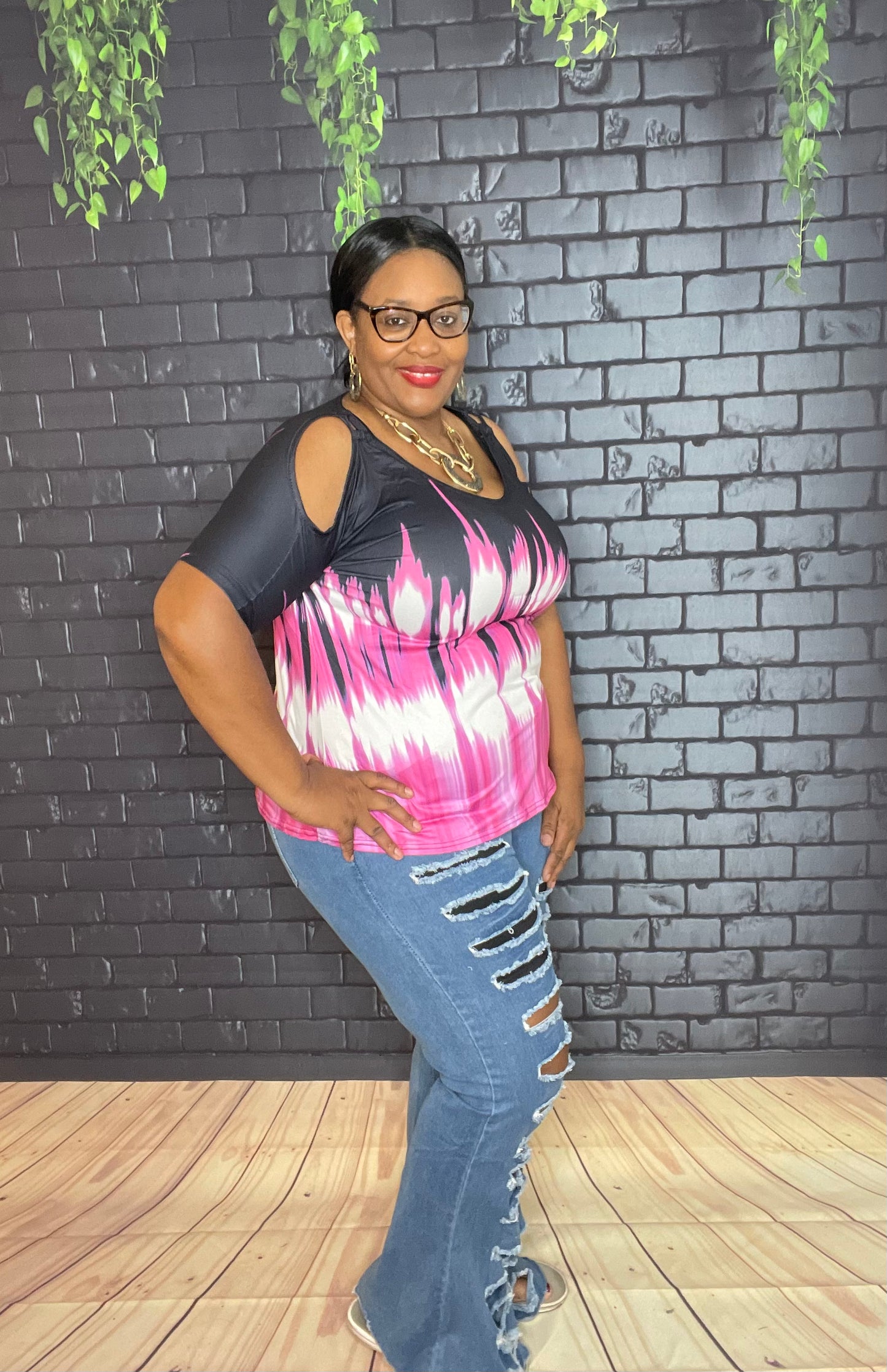 Graphic Print cold shoulder T-shirt (top)